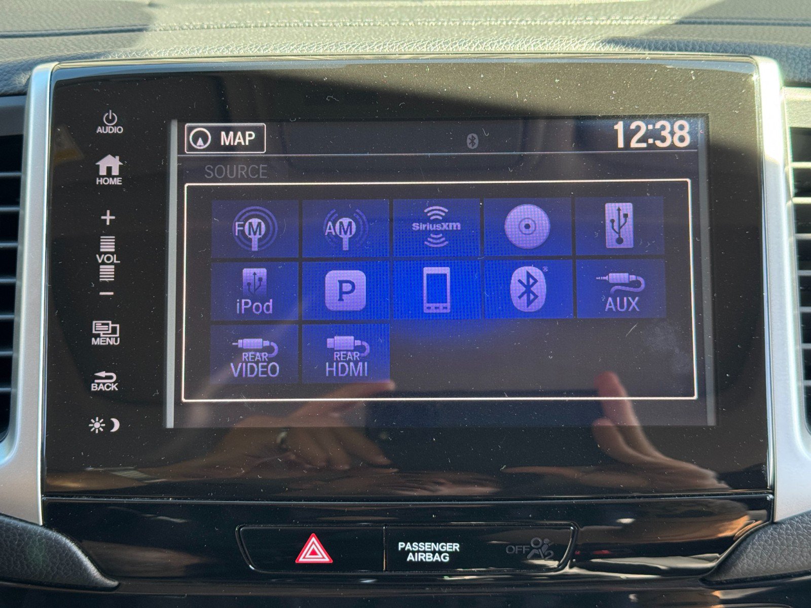 Used 2017 Honda Pilot Touring image 25