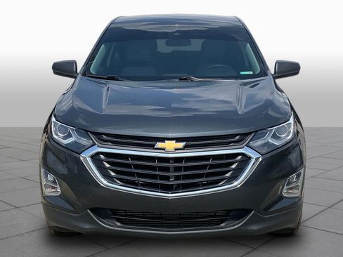 Used 2020 Chevrolet Equinox LS w/ LS Convenience Package FWD image 4