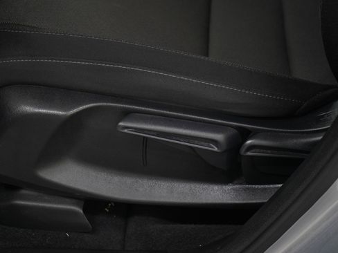 Used 2024 Honda CR-V LX image 22