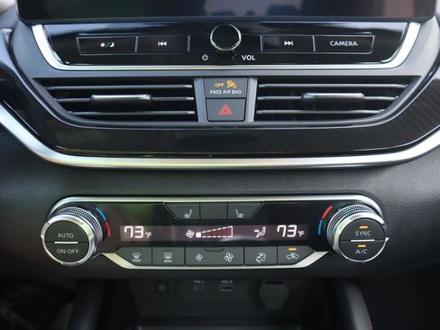 New 2025 Nissan Altima 2.5 SR w/ SR Premium Package image 27