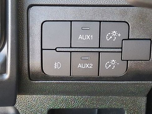 Used 2024 RAM ProMaster 2500 w/ Safety Group image 21