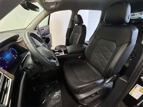 Used 2024 Volkswagen Atlas SE image 15