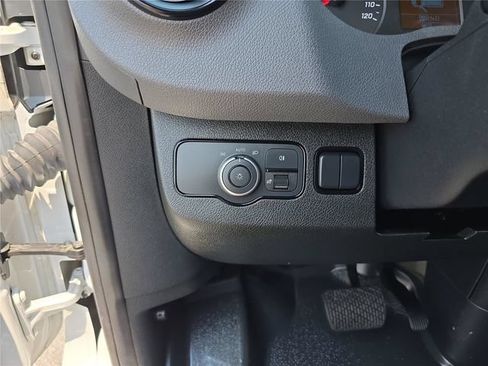 Used 2022 Mercedes-Benz Sprinter 3500 image 25