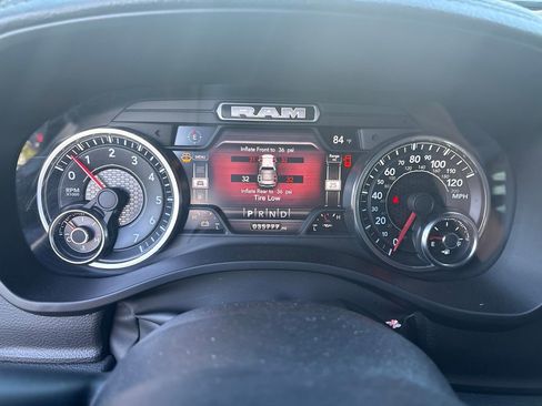 Used 2022 RAM 1500 Laramie image 10