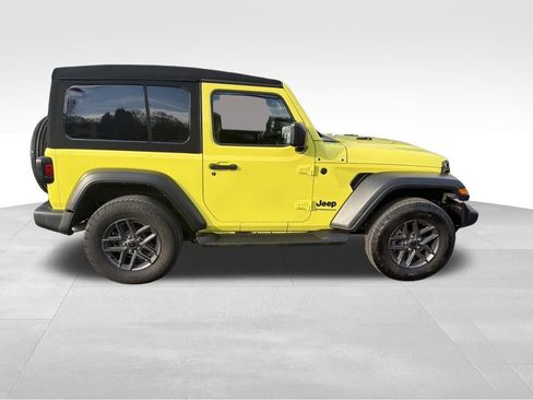 Used 2024 Jeep Wrangler Sport S image 12