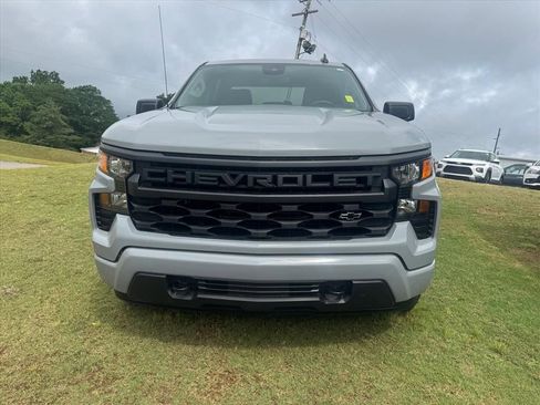 Used 2024 Chevrolet Silverado 1500 Custom w/ LPO, Dark Essentials Package AWD/4WD image 10