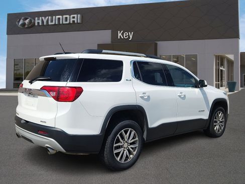 Used 2019 GMC Acadia SLE image 4