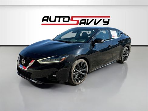 Used 2023 Nissan Maxima SR w/ Sport Mat Group image 3