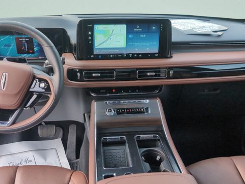 Used 2026 Lincoln Aviator Reserve w/ Jet Appearance Package AWD/4WD image 25