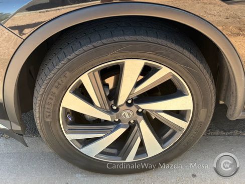 Used 2016 Nissan Murano Platinum w/ Platinum Technology Package FWD image 6