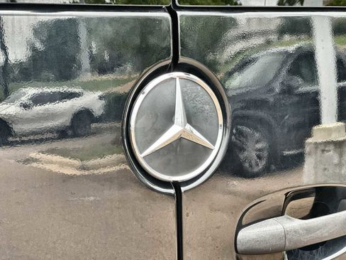 Used 2023 Mercedes-Benz Sprinter 2500 image 16