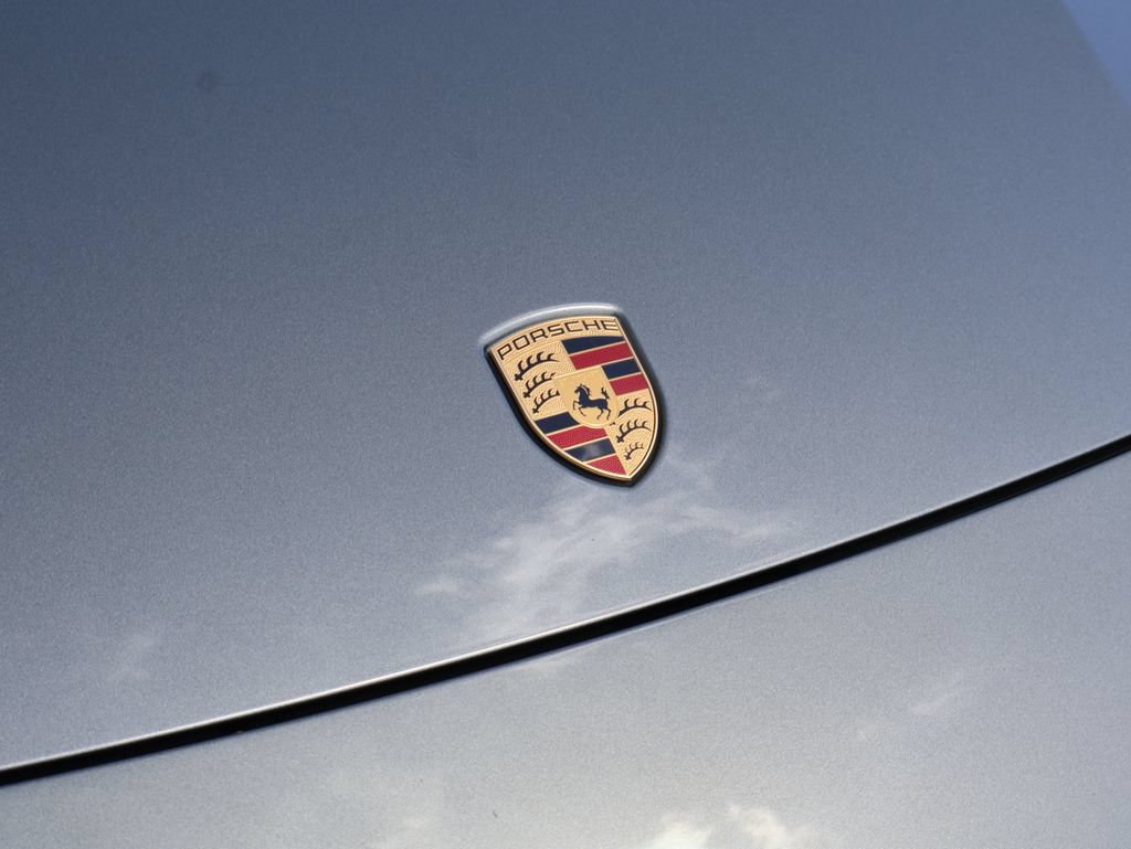 Used 2023 Porsche Panamera 4 Platinum Edition AWD/4WD image 11