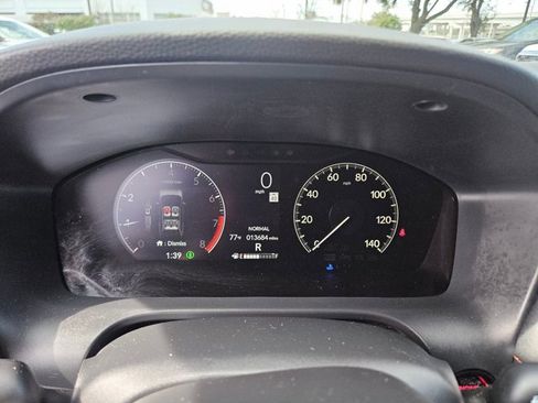 Used 2025 Honda HR-V Sport image 22