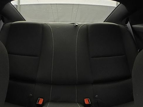 Used 2015 Chevrolet Camaro LT RWD image 10