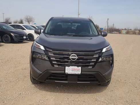 New 2026 Nissan Rogue SV FWD image 5