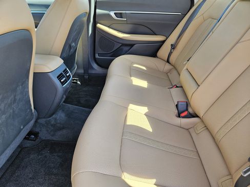Certified 2025 Hyundai Sonata Limited FWD image 22