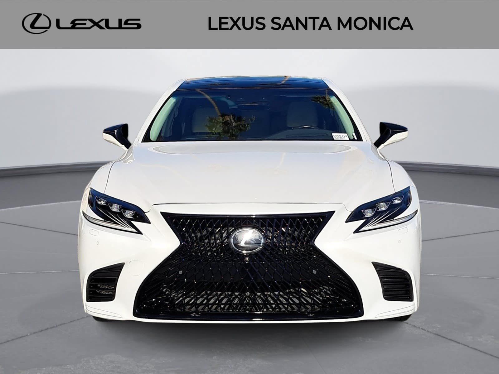 Used 2018 Lexus LS 500 w/ Luxury Package RWD image 2