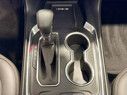 Used 2023 Chevrolet Traverse High Country image 16