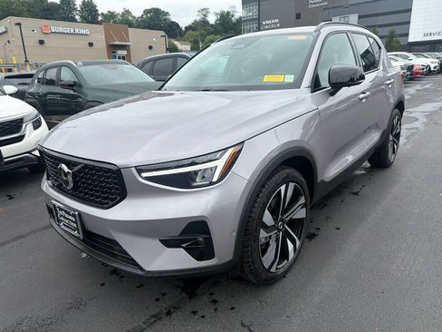 Used 2026 Volvo XC40 B5 Plus w/ Protection Package Premier AWD/4WD image 1