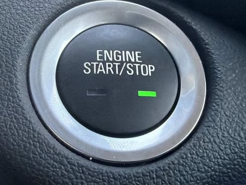 Used 2024 Chevrolet Equinox LT AWD/4WD image 27