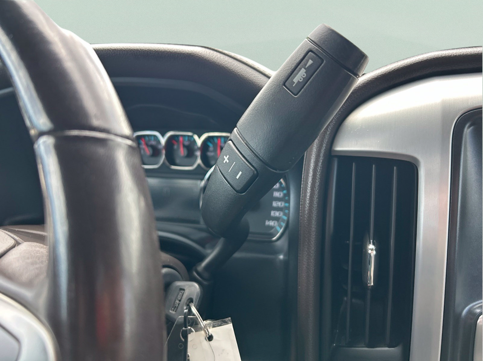 Used 2018 GMC Sierra 1500 SLT AWD/4WD image 16