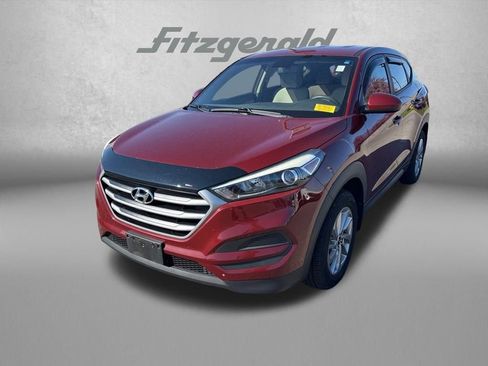 Used 2018 Hyundai Tucson SE image 1