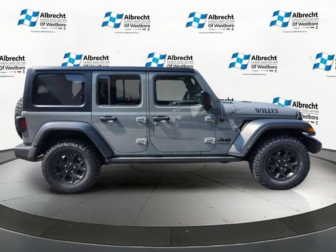 Used 2021 Jeep Wrangler Unlimited Sport AWD/4WD image 6