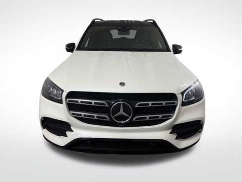Used 2022 Mercedes-Benz GLS 580 4MATIC image 13