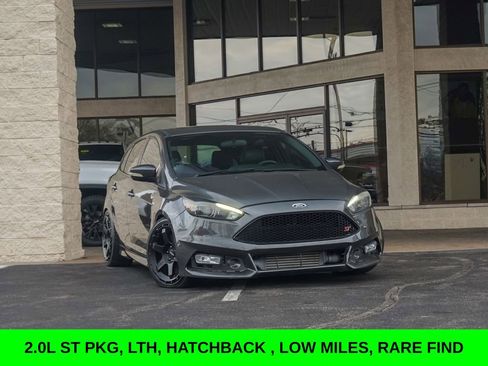 Used 2015 Ford Focus ST w/ Equipment Group 402A FWD image 1