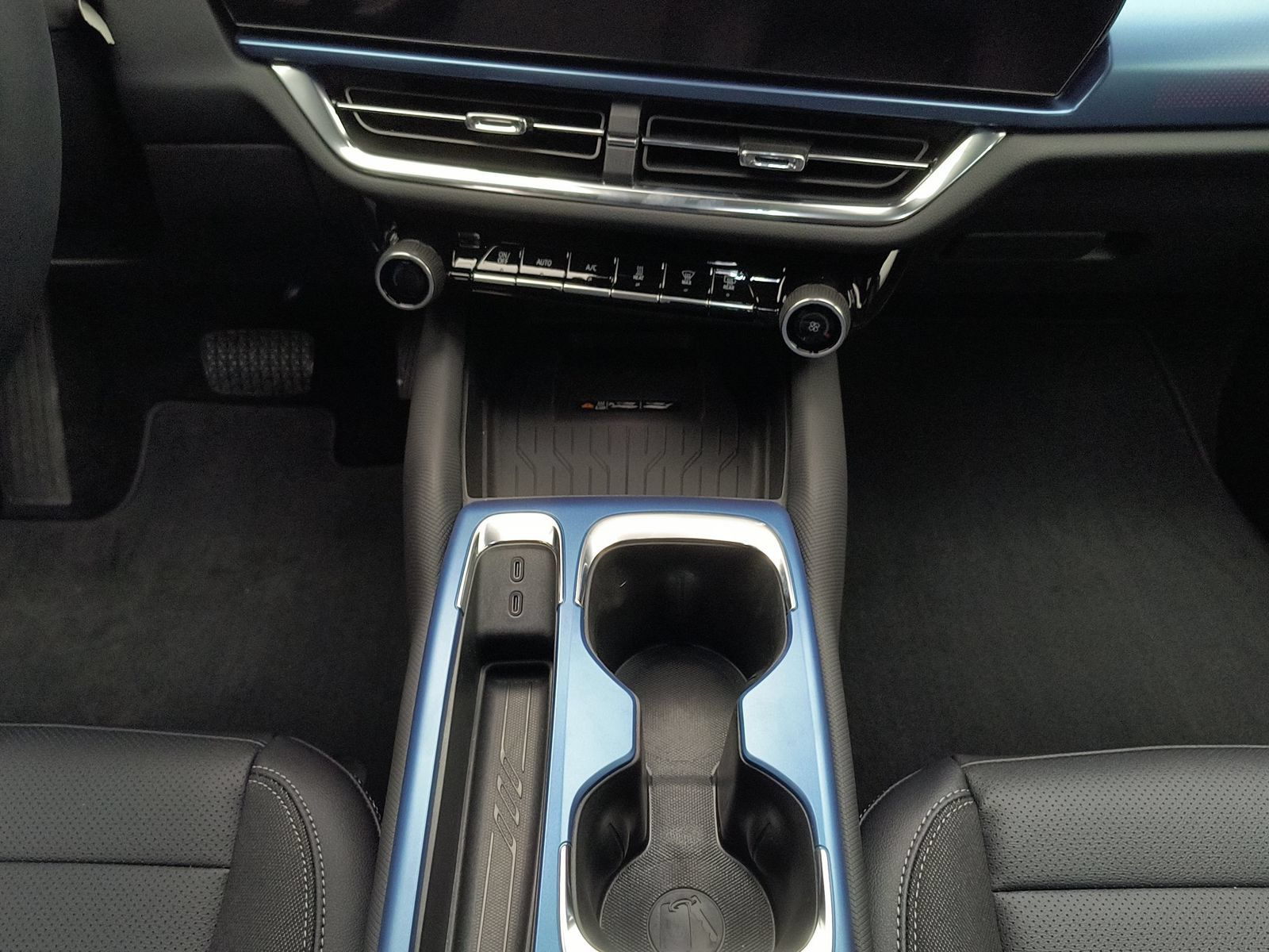 New 2026 Chevrolet Equinox EV LT FWD image 26