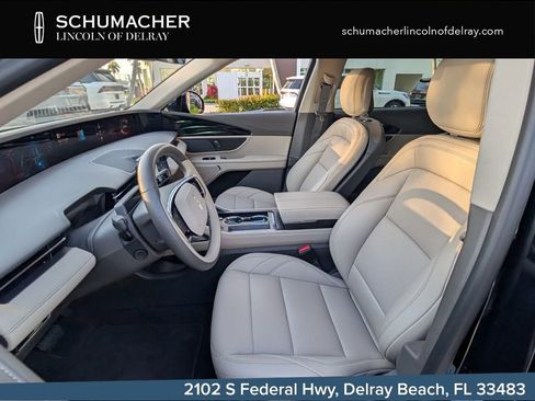 New 2025 Lincoln Nautilus Premier AWD/4WD image 10