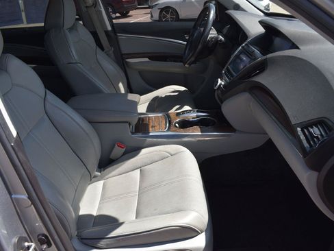 Used 2019 Acura MDX SH-AWD w/ Advance Package image 16