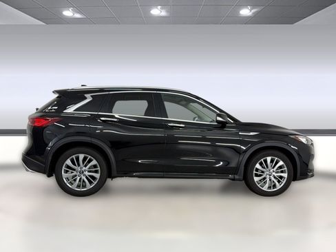 Used 2023 INFINITI QX50 Luxe AWD/4WD image 8