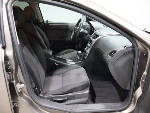 Used 2011 Chevrolet Malibu LT w/ Power Convenience Package image 21