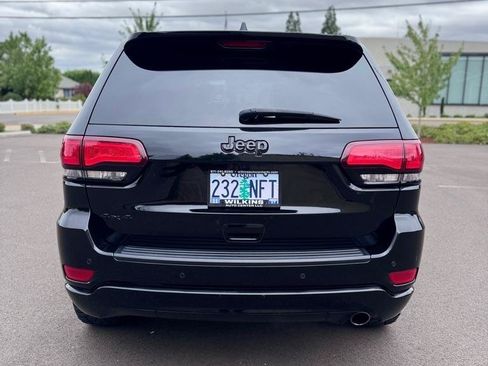 Used 2019 Jeep Grand Cherokee Altitude AWD/4WD image 6