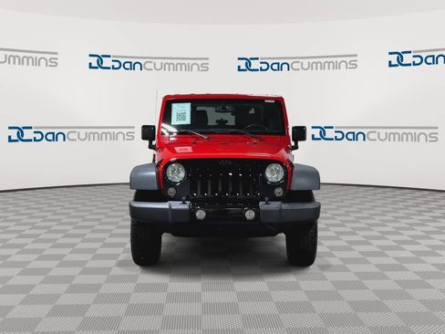 Used 2017 Jeep Wrangler Sport AWD/4WD image 4