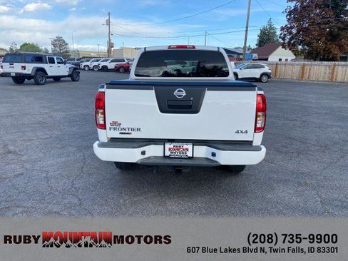 Used 2009 Nissan Frontier PRO-4X w/ Pro-4x Value Truck Pkg AWD/4WD image 6