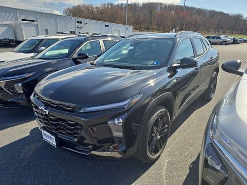 New 2026 Chevrolet Trax ACTIV w/ Driver Confidence Package image 2