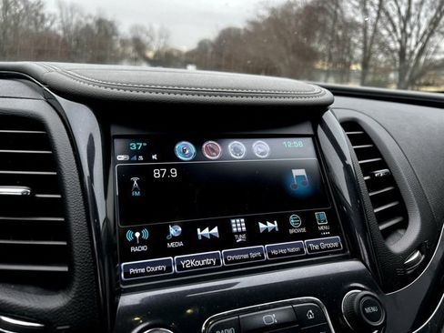 Used 2019 Chevrolet Impala Premier w/ Premier Confidence Package image 39