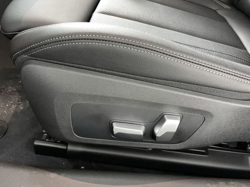 Used 2022 BMW 230i Coupe w/ Convenience Package image 10