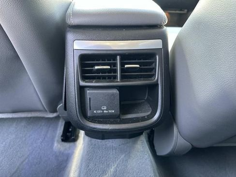 Used 2018 Chevrolet Impala LT w/ LT Convenience Package image 15