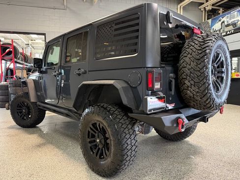 Used 2017 Jeep Wrangler Unlimited Sport w/ Quick Order Package 24S AWD/4WD image 4