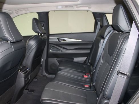 Used 2023 INFINITI QX60 Luxe w/ Vision Package FWD image 23