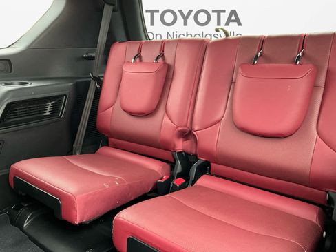 Used 2022 Lexus GX 460 Premium w/ Premium Package AWD/4WD image 24