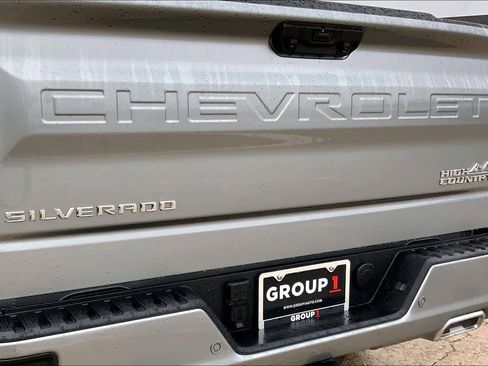 Certified 2025 Chevrolet Silverado 1500 High Country w/ Technology Package image 28