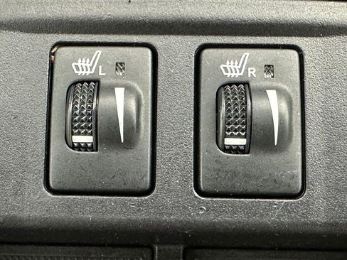 Used 2017 Toyota Camry XLE w/ Advanced Technology Package FWD image 27