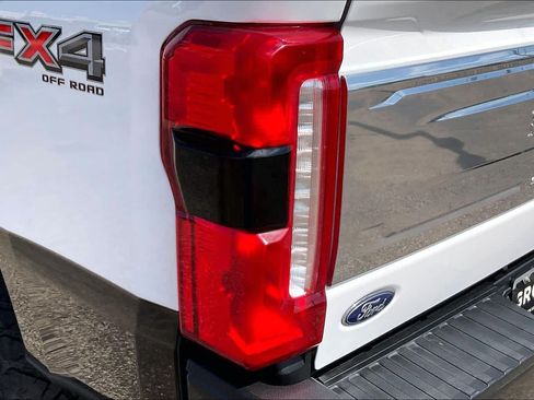 Used 2024 Ford F350 King Ranch AWD/4WD image 28