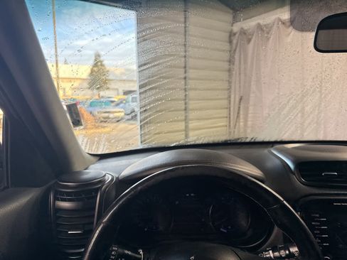 Used 2017 Kia Soul ! w/ Tech Package image 21