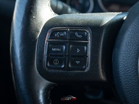 Used 2017 Jeep Wrangler Unlimited Sahara AWD/4WD image 23