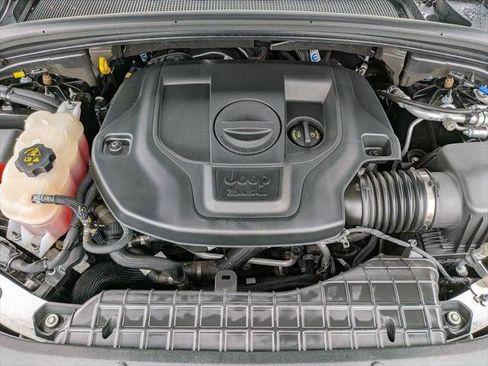 Certified 2023 Jeep Grand Cherokee L Overland AWD/4WD image 34